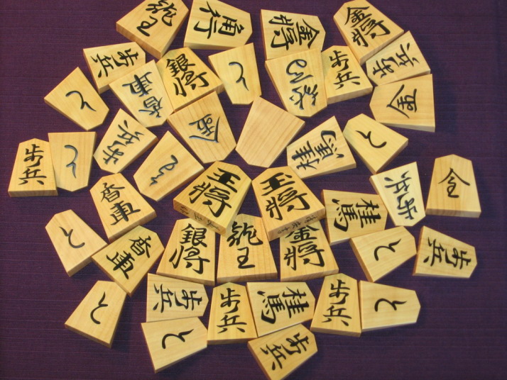 重安作（道心作）　清安書　中国黄楊赤柾虎斑盛上駒 重安作（道心作） 清安書 中国黄楊赤柾虎斑盛上駒 - メルカリ
